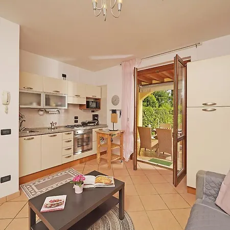 Gardagate - Il Giardino Romantico Apartment